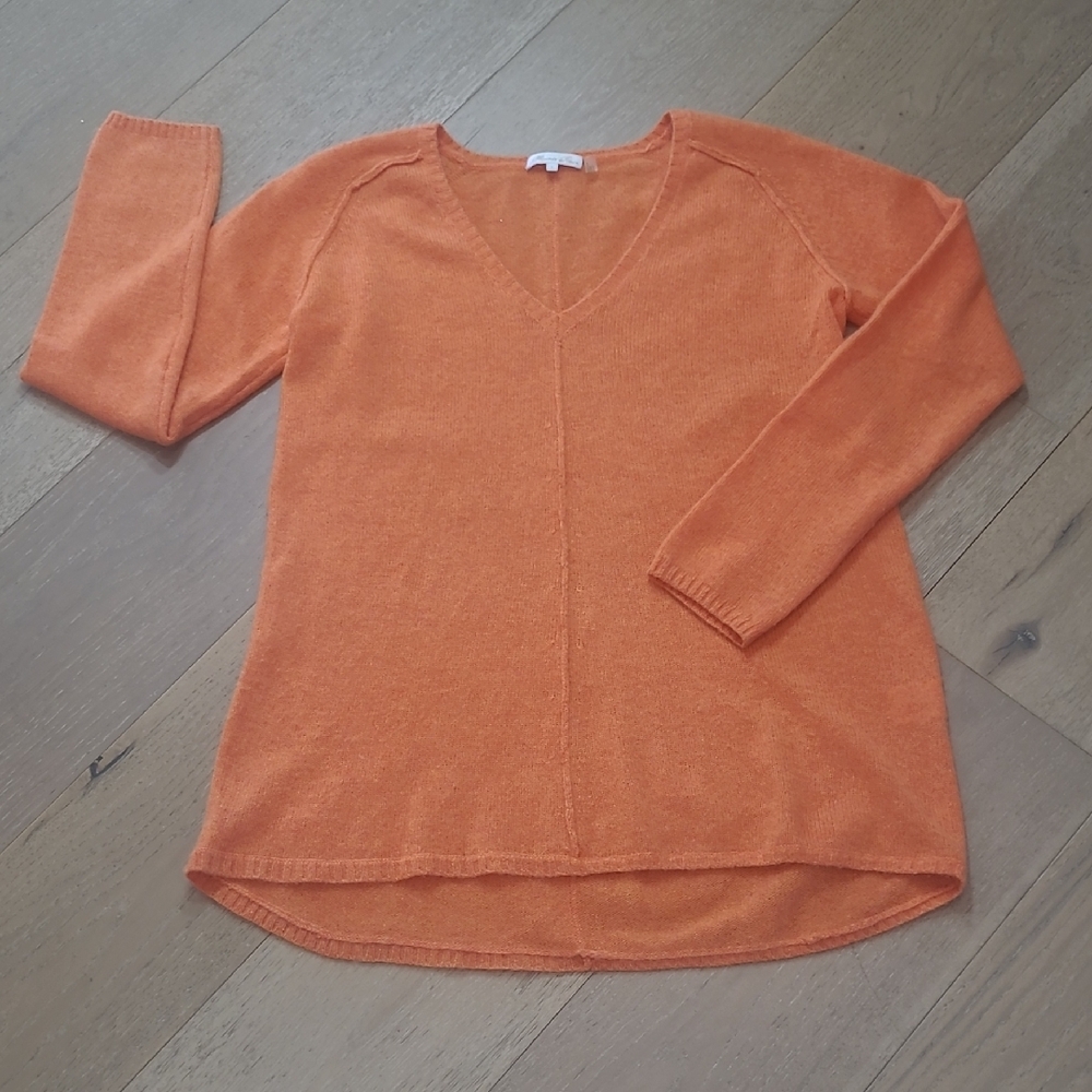 Minnie Rose Cashmere Sweater Women's sz S Orange V-neck Lightweight Sweater